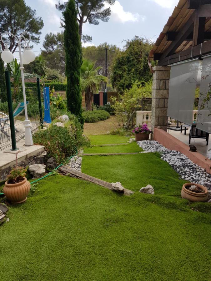 Mas D'Azur Bed & Breakfast โรกฟอร์-เลส์-แปงส์ ภายนอก รูปภาพ