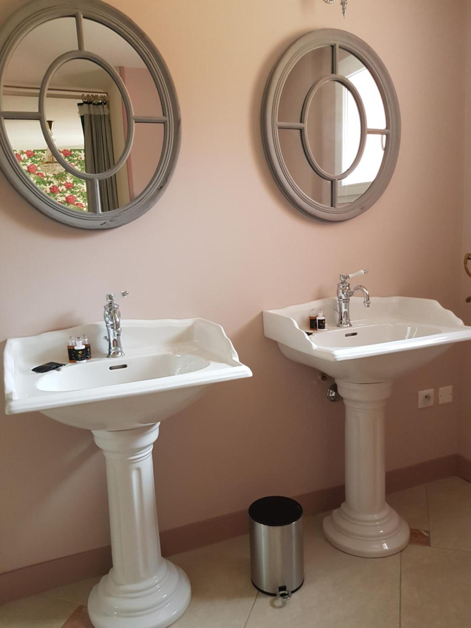 Mas D'Azur Bed & Breakfast โรกฟอร์-เลส์-แปงส์ ภายนอก รูปภาพ